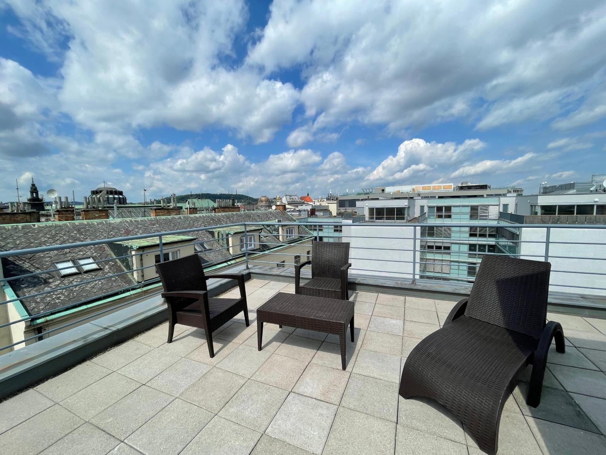 Ramada Centre 4* Praha
